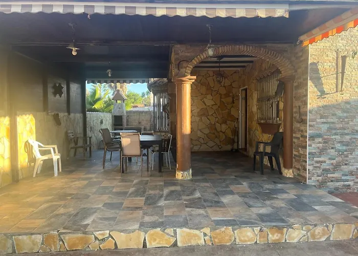 Chalet , A 6Km De La Playa